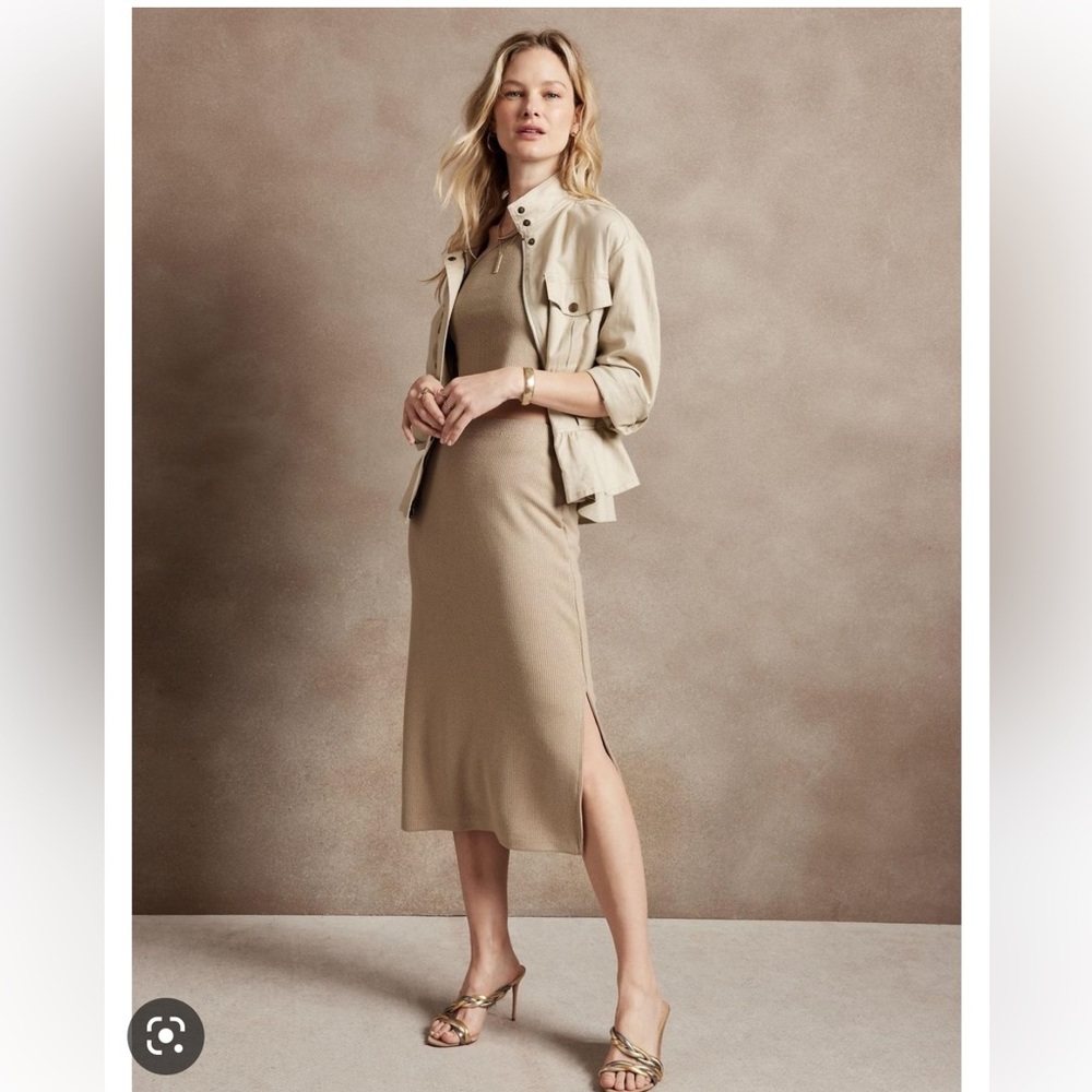 BANANA REPUBLIC OF MIDI SKIRT